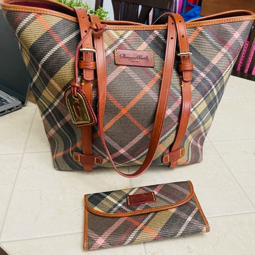Dooney & Bourke Plaid Tote Bag Purse and Matching Wallet, Leather Handles & Trim